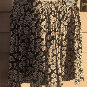 Brandy Melville Skirt